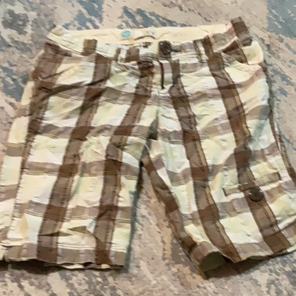 Roxy plaid shorts - Picture 1 of 3